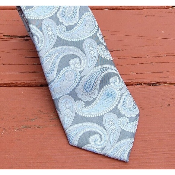 Enro Platinum Super 120s Handmade Men's Necktie Paisley Silver Silk 57" x 3.5" - Picture 2 of 3